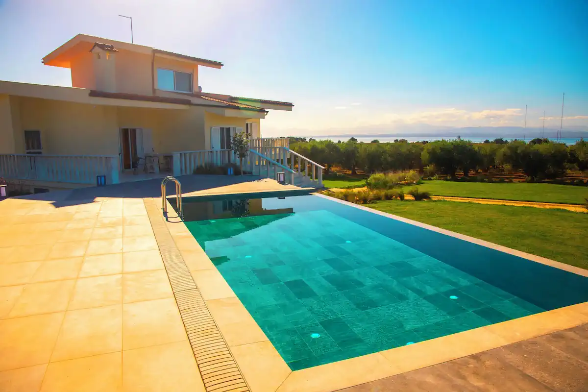 Pool with house