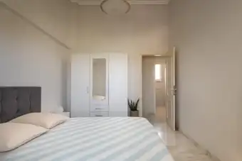 Bedrooms two door
